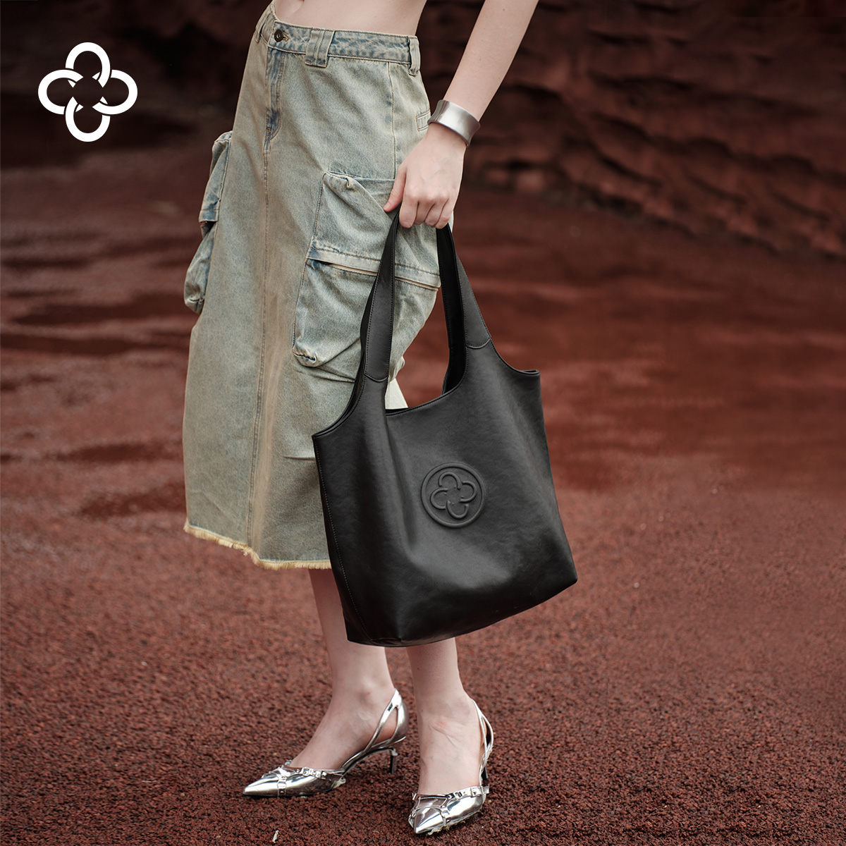 CASSILE卡思乐托特包2025新款植鞣软羊皮大容量单肩包黑色马甲包 - 图2