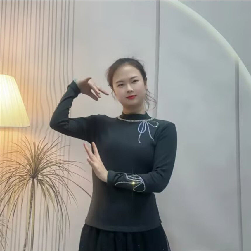 秋冬新款广场舞服装女半高领蝴蝶结烫钻洋气打底衫弹力显瘦跳舞衣,淘宝优惠券,粉丝福利购,淘宝优惠卷