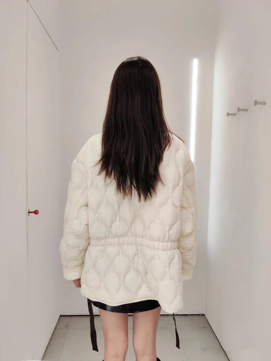 C332轻括宽松侧开叉撞色飘带抽绳收腰宽松大码轻薄羽绒服女 - 图2