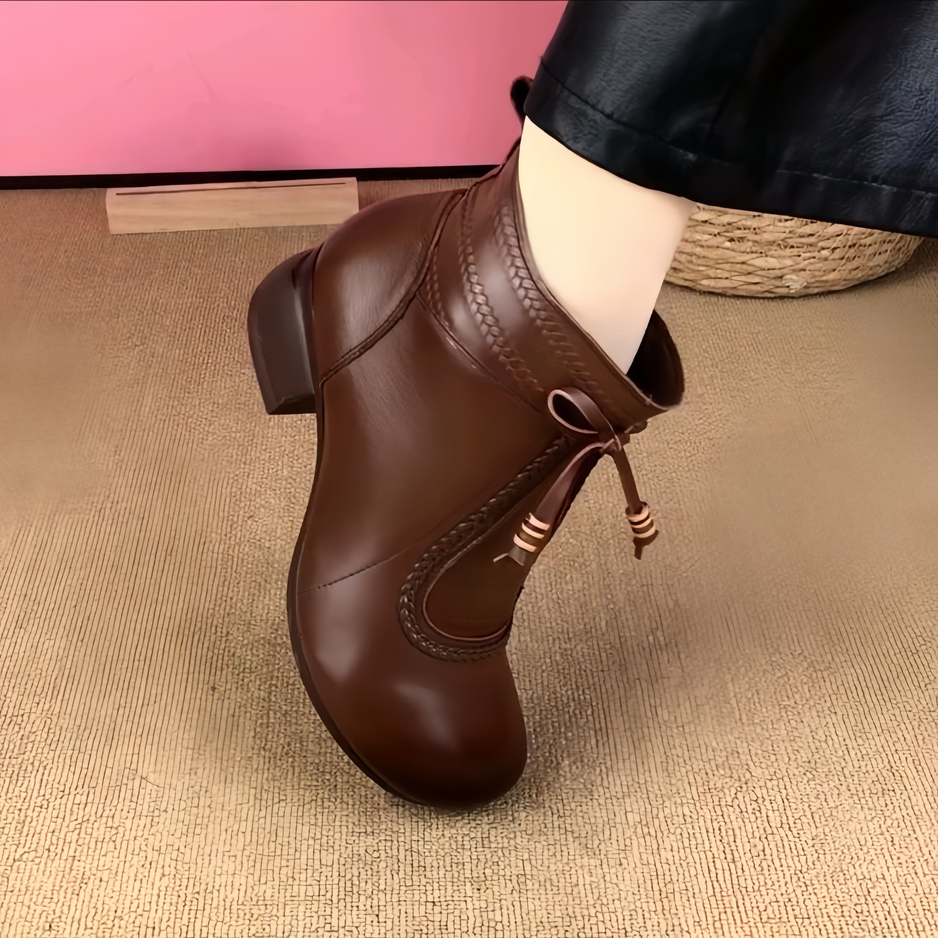 真皮短靴女2025秋冬新款粗跟马丁靴百搭单靴中跟软底复古女靴跳舞,淘宝优惠券,粉丝福利购,淘宝优惠卷