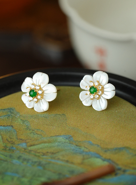 S925银翡翠花朵耳钉轻奢百搭