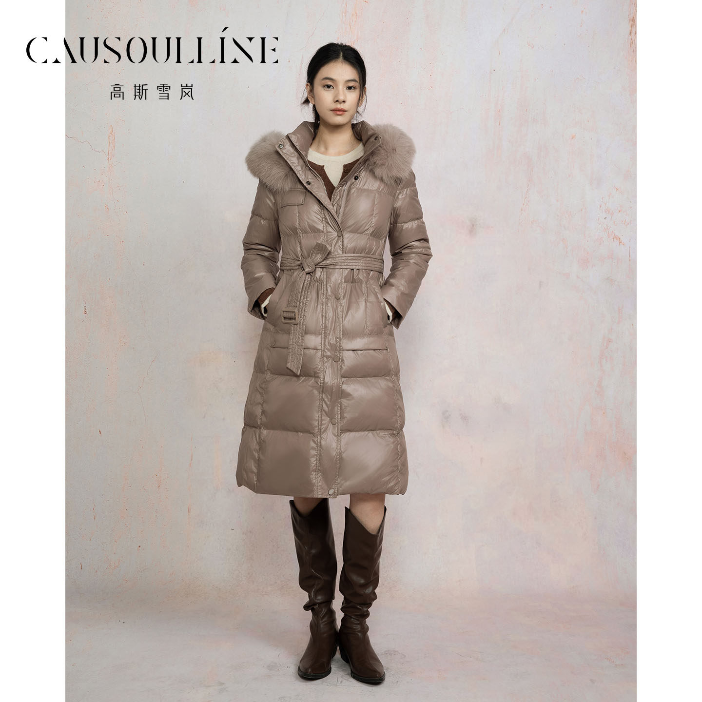 高斯雪岚季新款时尚气质长袖拉链羽绒服女中长款过膝加厚外套