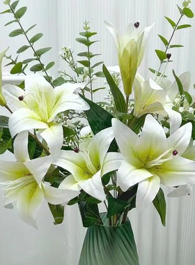高档香水百合假花百合花仿真花花束摆设客厅插花餐桌花摆件塑料花