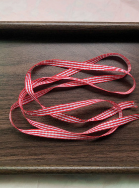 2025秋冬款酒红色格子颈带绳系带