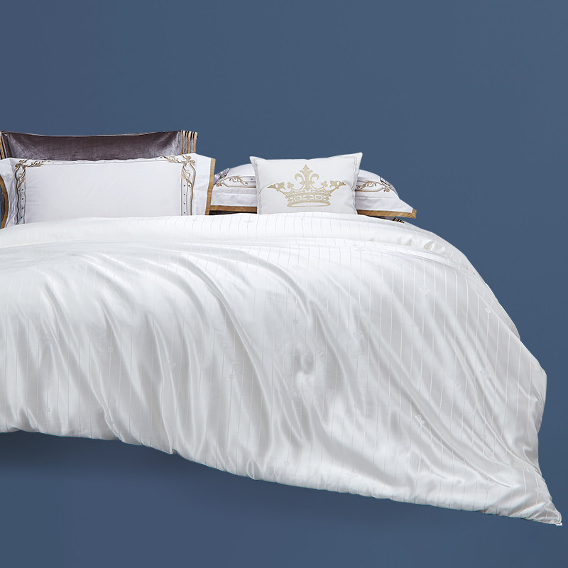 爆款双宫茧100%2 /3斤桐乡桑蚕丝 邵氏家纺蚕丝被