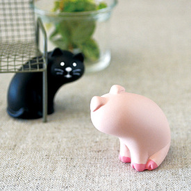 zakka体育正坐坐姿抱膝黑猫熊猫