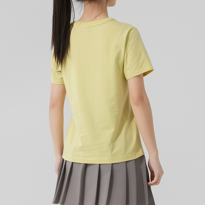 adidas阿迪达斯女装2025夏季新款运动上衣休闲圆领短袖T恤JM8802 - 图1