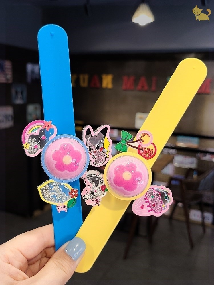 新发光旋转水果带灯转动啪啪圈手镯 木之澜手链