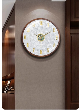 新款钟表挂钟客厅实木壁挂壁钟家用胡桃木挂墙时钟简约现代挂钟