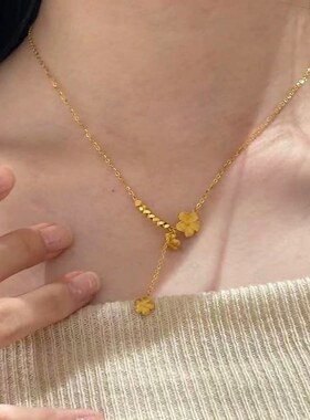 小红书同款沙金流苏桃花项链女新款古法精致镭射珠小金花锁骨链
