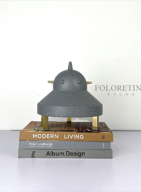 现代轻奢北欧树脂抽象几何创意摆件样板间儿童房飞碟火箭装饰品