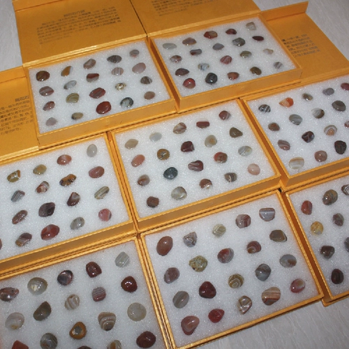 20 Капсулы Нанкин естественный агат Люхэ дождь цветочный камень руда Уотстоун Пяти -Колорный булыжный туризм памятный подарочная коробка