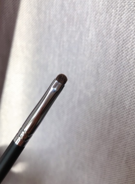 白凤堂同款门牙刷小号眼影刷眼睑刷下至下眼影刷卧蚕刷极细眼线刷