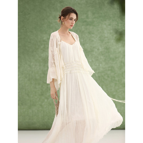 COCOBELLA立体蝴蝶贴布绣雪纺衫女法式浪漫轻薄气质开衫LC3202 - 图0