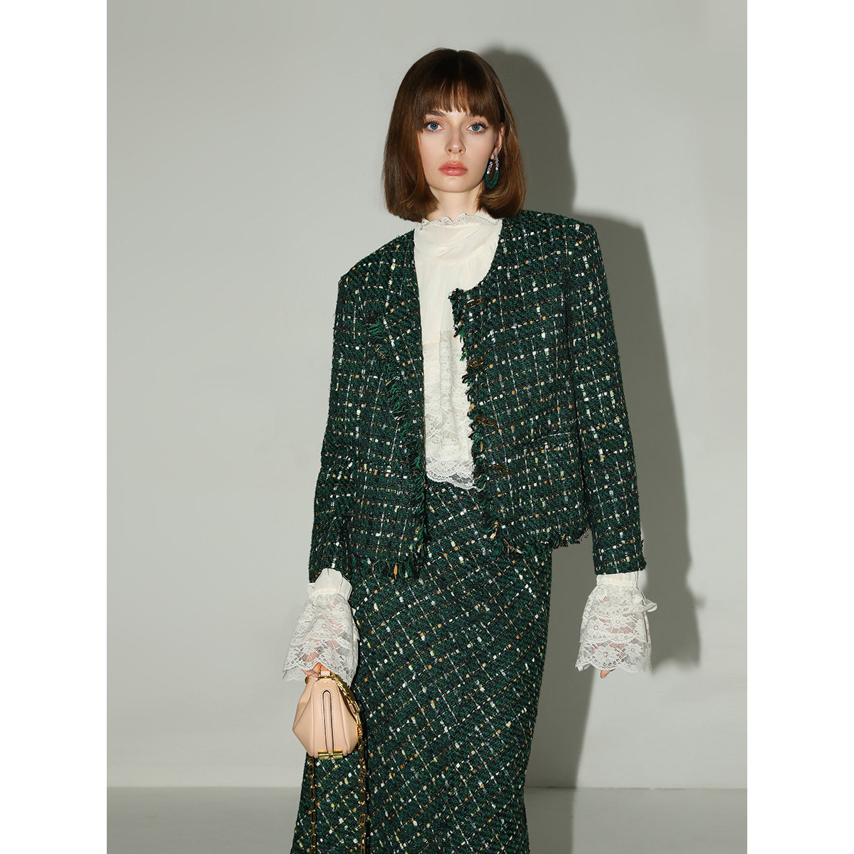 【折扣季】COCOBELLA小香风亮丝珠片编织粗花呢外套女西装WL913-2,淘宝优惠券,粉丝福利购,淘宝优惠卷