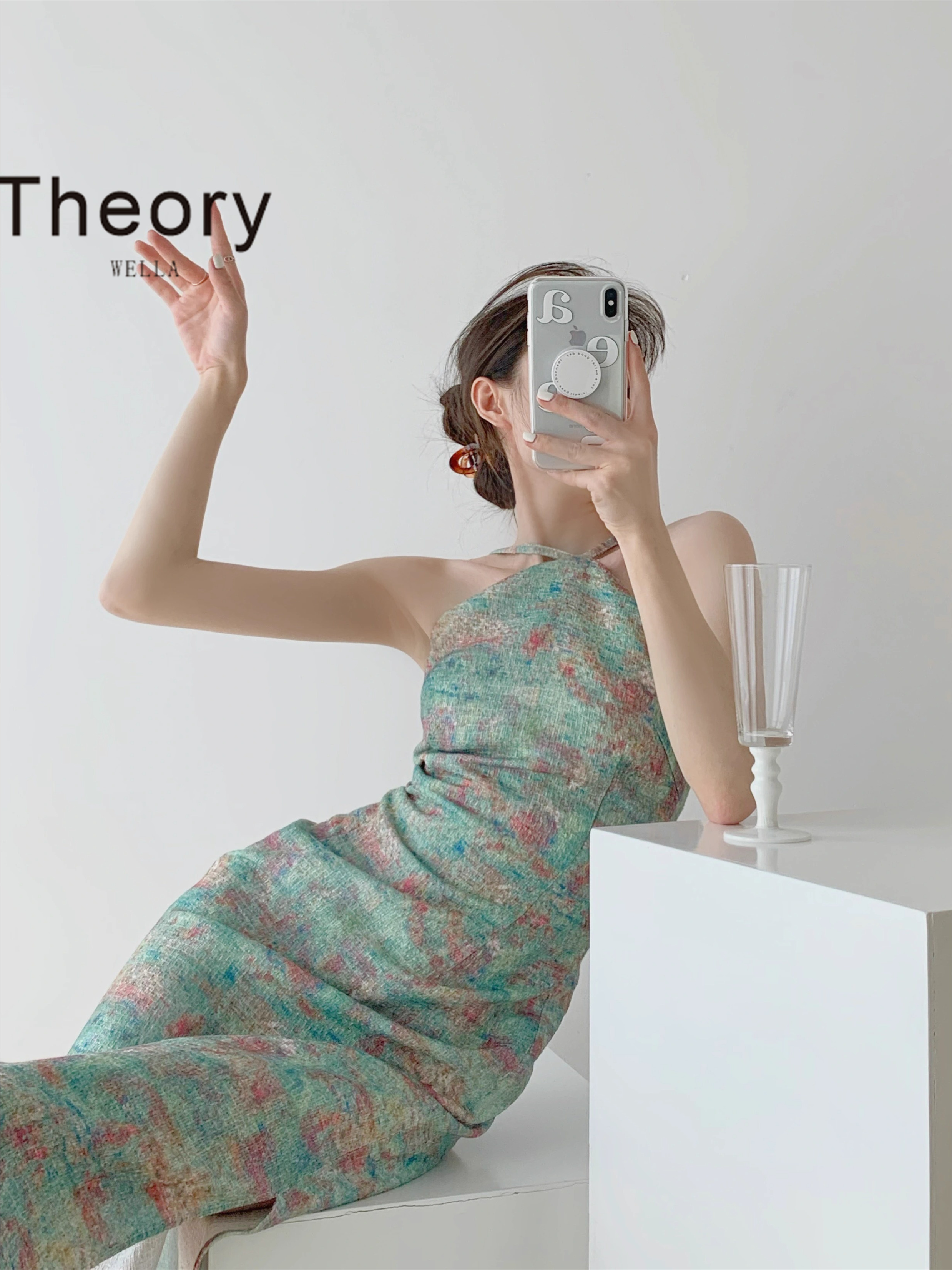 Theory wella复古改良旗袍油画连衣裙挂脖修身显瘦