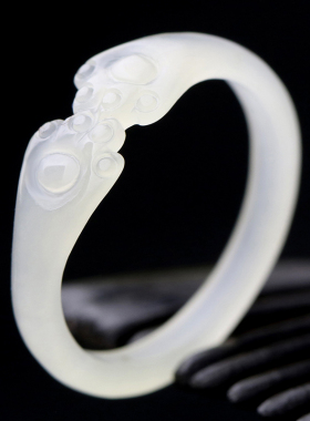 念玉甄选和田玉猫咪尾戒大小可选