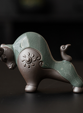 晨翔陶瓷创意牛摆件招财牛气冲天