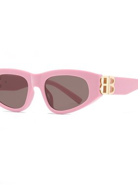 B欧美风三角猫眼太阳眼镜拽姐新款潮凹造型时尚街拍超黑墨镜女ins