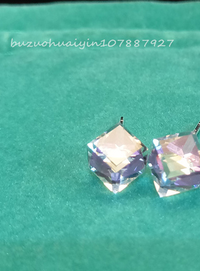 奥地利方钻立体紫色透明锆石耳钉