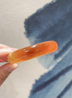 玛瑙手镯黄金55圈口淡黄色