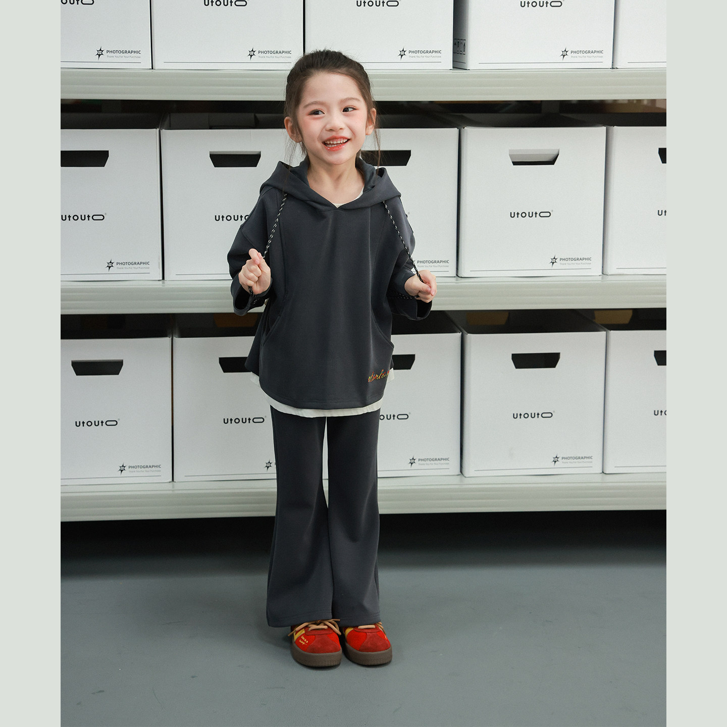 大耳象女童纯色连帽卫衣喇叭裤2026春季新款宝儿慵懒休闲长袖套装,淘宝优惠券,粉丝福利购,淘宝优惠卷