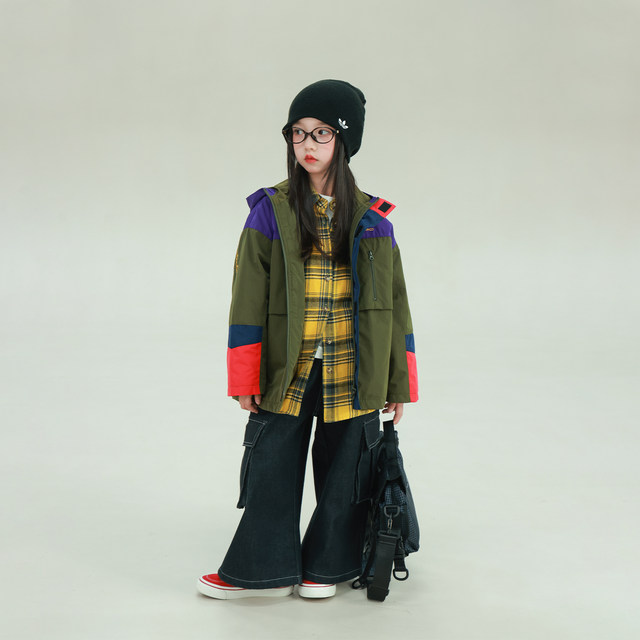 Utouto ລະດູຫນາວ patchwork jacketed hooded