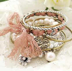 s0252欧美风刻纹复古小燕子手镯