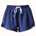 Phụ nữ xinh đẹp đưa tôi đến với khóa kéo thể thao bên cạnh quần short thể thao chống khô nhanh chóng chạy quần nóng quần short thể dục co giãn cao - Quần thể thao quần adidas nữ 3 sọc Quần thể thao