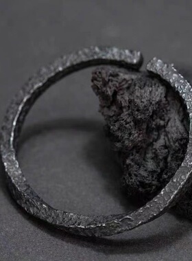 复古做旧黑莫比乌斯转运手镯