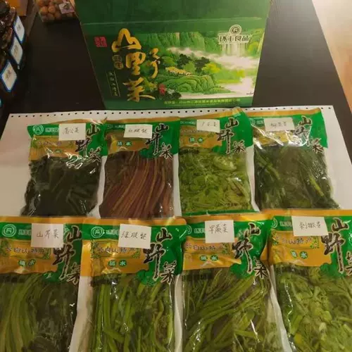 3200 грамм диких горов и подарочная коробка диких овощей Свежая ива позвоночник нежные бутоны бутонов с бутонами и горным сельдереем одуванчика одуванчика Чанбайя гора