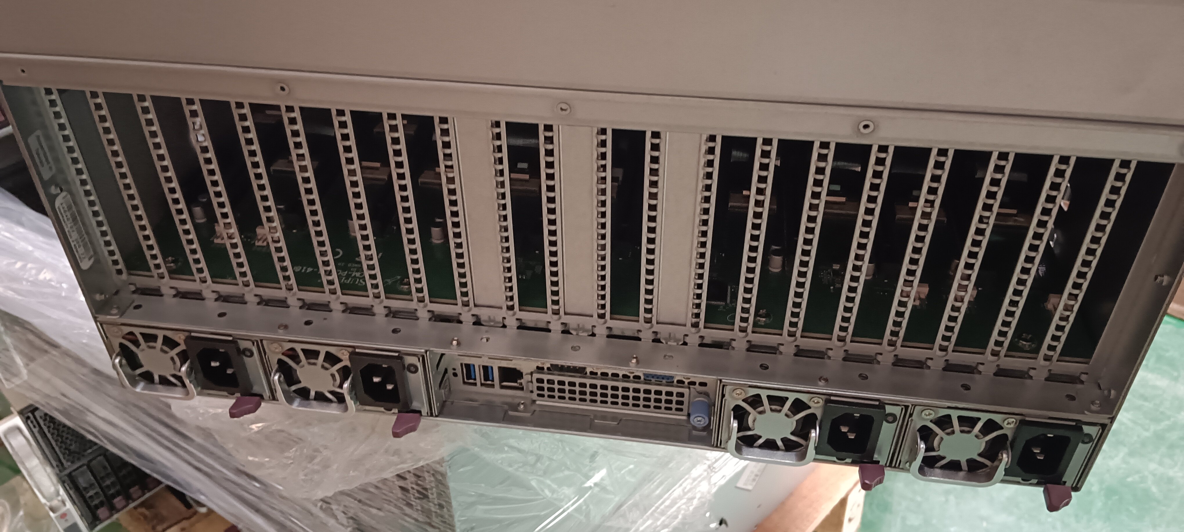 超微4124gs-tnr双路amd cpu 8卡机支持8个显卡gpu服务器 二手aleo