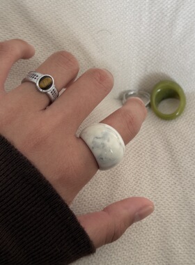 高级感复古虎眼石交叉戒指女简约晕染宽版叠戴食指指环潮流