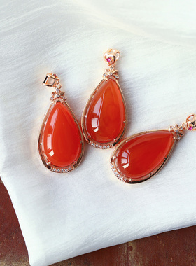 天然红玛瑙镀银托镶嵌水滴款吊坠