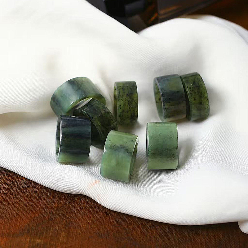 天然和田玉新疆料青花墨玉料扳指戒指指环 男女玉石戒指饰品礼物,淘宝优惠券,粉丝福利购,淘宝优惠卷