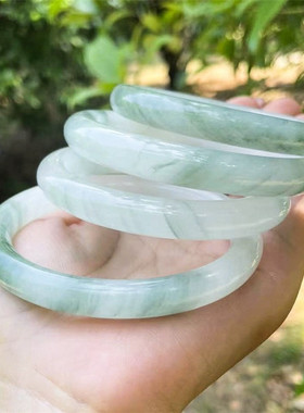 新疆天山翠雪翠不知春圆扁条手镯