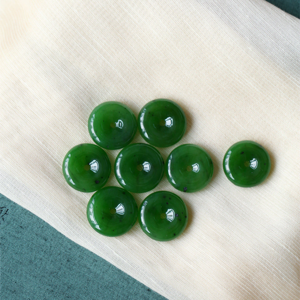 天然俄罗斯碧玉冰绿平安扣款吊坠 男女款玉石扣子挂坠饰品礼物,淘宝优惠券,粉丝福利购,淘宝优惠卷