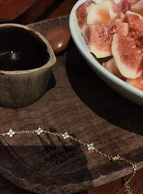 s925纯银镶钻四叶草手链