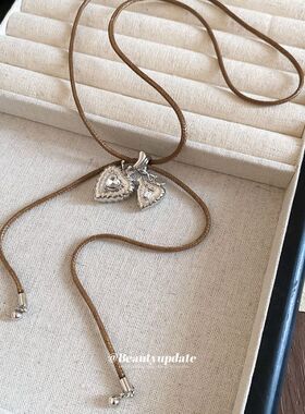 爱心高级感韩系轻奢毛衣链气质百搭项链简约吊坠日常锆石ins颈链