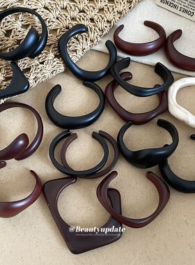 新款亚克力几何开口手镯休闲简约