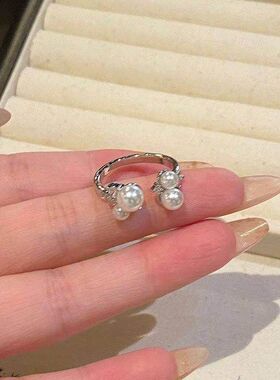 法式镶锆石珍珠花朵开口戒指简约