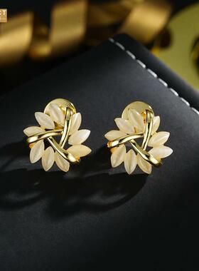 AXKECT阿珂施蒂轻奢感猫眼石花朵
