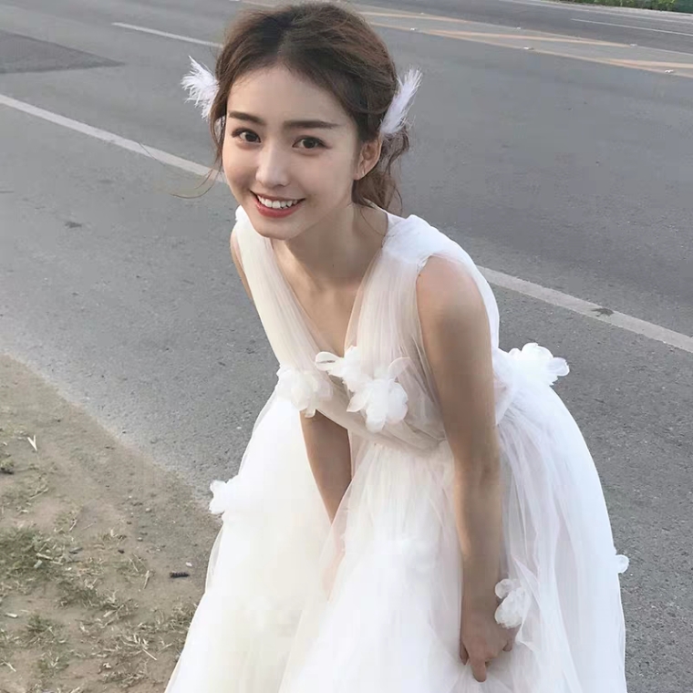 巴黎公主梦婚纱礼服森系轻婚纱旅拍简约超仙新款梦幻出门纱写真白纱日常轻纱礼服0
