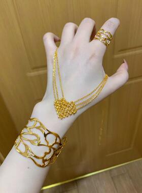 精致闪耀轻奢设计感金色爱心拼接项链时尚百搭送女友礼物