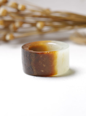 新疆和田玉籽料黄沁白玉种扳指
