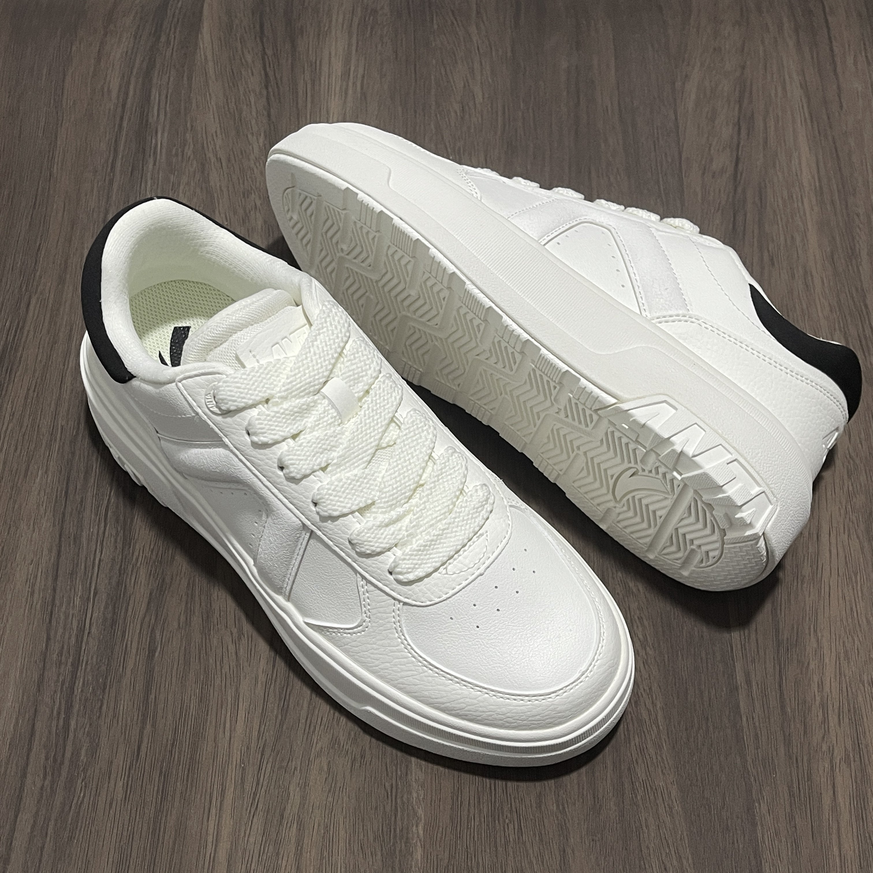 安踏 24秋冬款休闲百搭革面 厚底增高 运动休闲男板鞋112438071S,淘宝优惠券,粉丝福利购,淘宝优惠卷