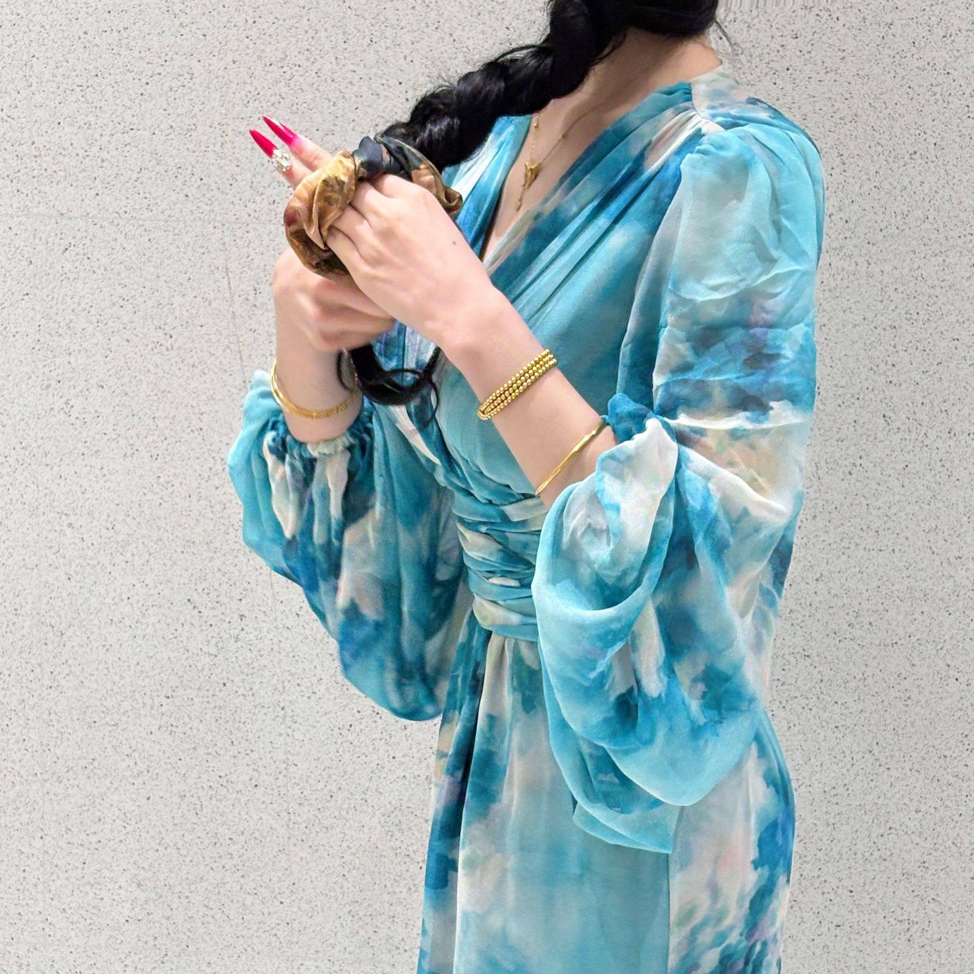 画报夫人原创春夏温柔神明少女喇叭袖连衣裙 蓝海神明少女,淘宝优惠券,粉丝福利购,淘宝优惠卷