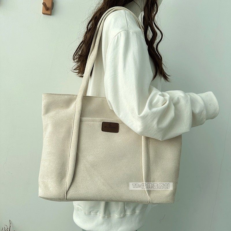 包包女2025新款秋冬单肩托特包女大容量通勤上课书包流行质感百搭,淘宝优惠券,粉丝福利购,淘宝优惠卷