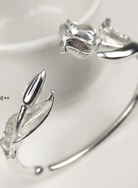 听白国风送礼足银郁金香手镯高级