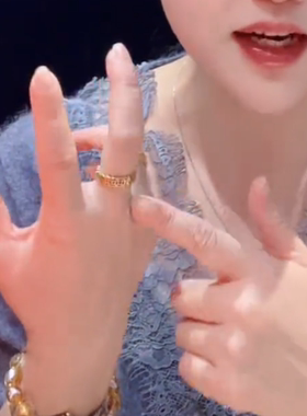 金色铜钱戒指2024新款钱多多转运招财钛钢中国风设计款戒指